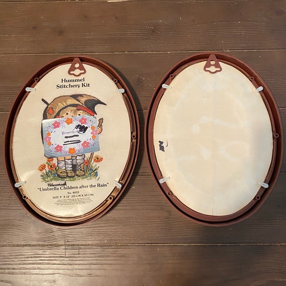 Vintage Oval Hummel Boy & Girl Apple Tree Crewel Stichery Frames. - Picture 8 of 8